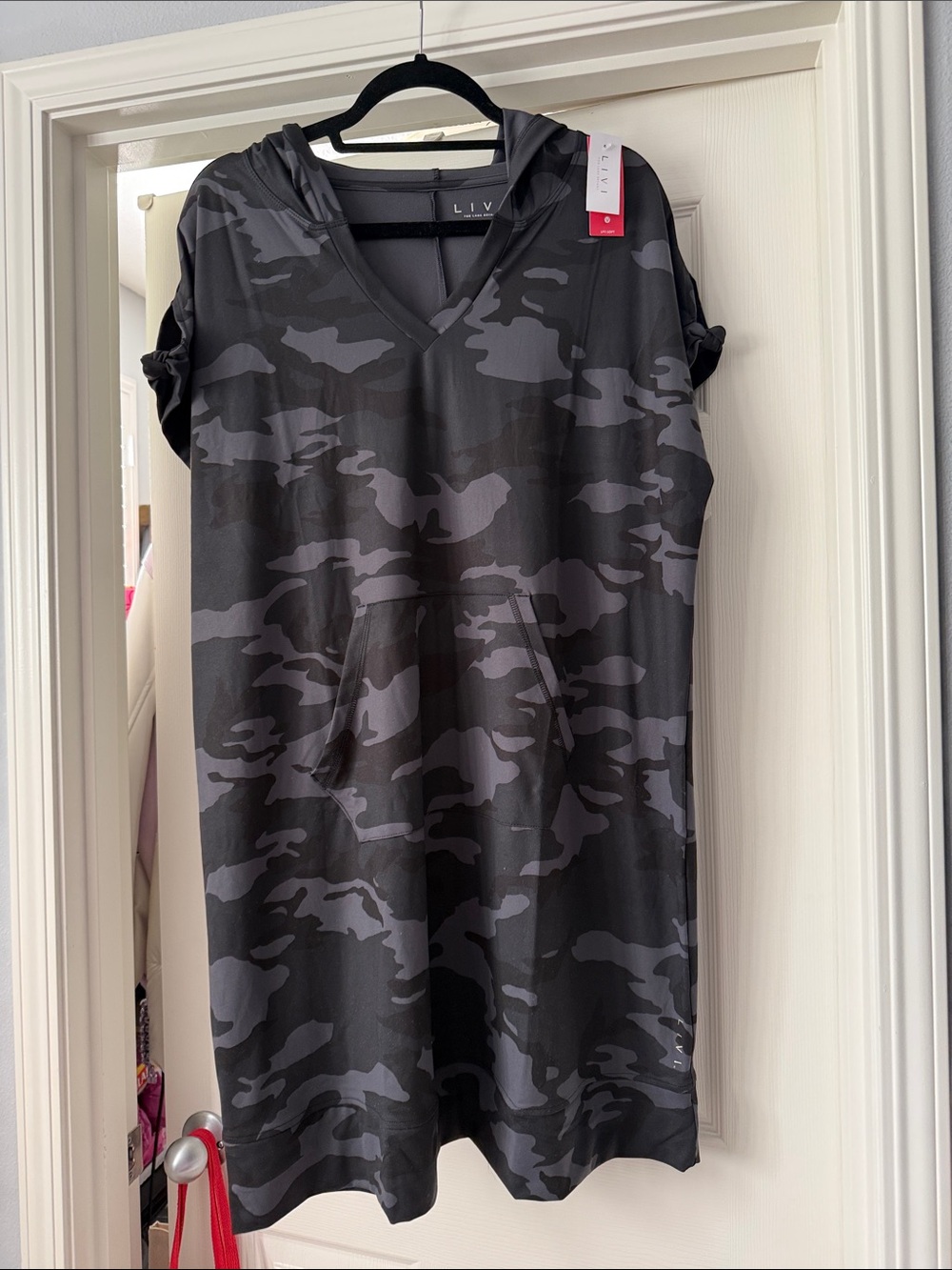Livi Active Black & Gray Camo Hooded Short Sleeve Dress